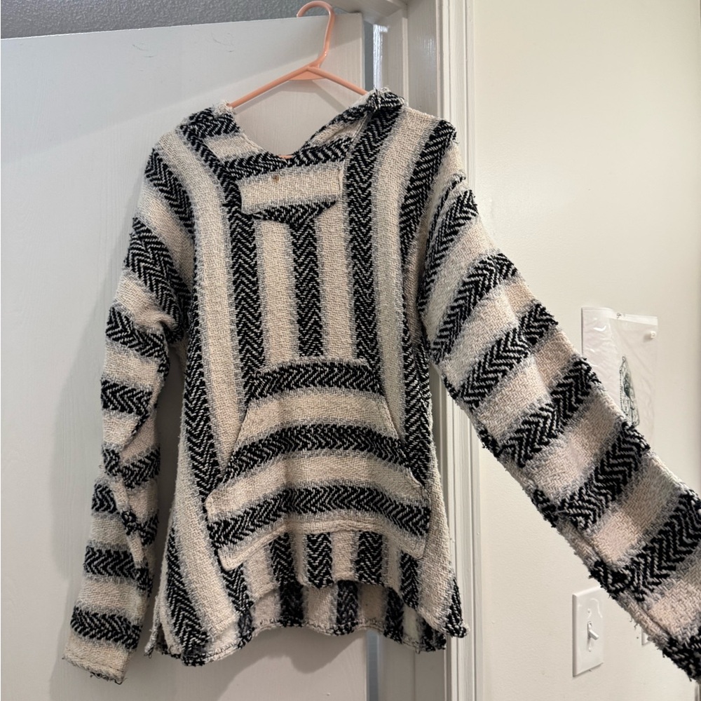 Cozy Black and Cream Striped Sweater - drug rug